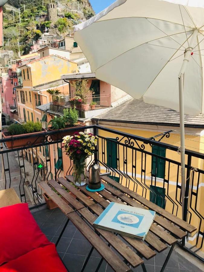 Diara, La Casa A Colori Con Terrazzo Lägenhet Vernazza Exteriör bild