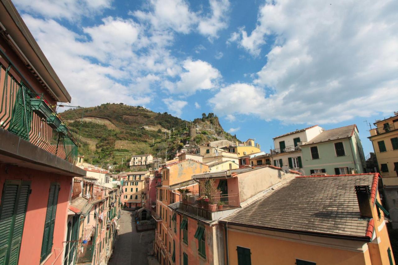 Diara, La Casa A Colori Con Terrazzo Lägenhet Vernazza Exteriör bild